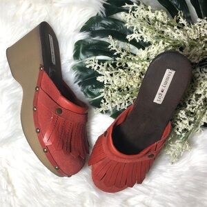 Tommy Hilfiger Girl Leather/Suede mules clogs preppy fall